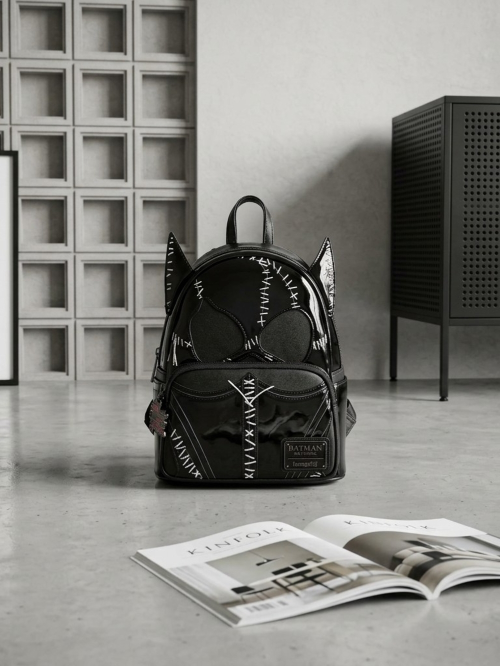 Loungefly Batman Catwoman Mini Backpack Exclusive Limited Edition 1250 Rare!! - Picture 2 of 13